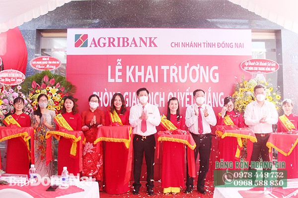 Thi công khai trương ngân hàng chuyên nghiệp