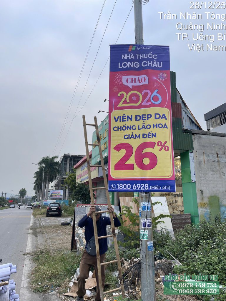 Kiểm tra chất lượng bạt in phướn quảng cáo nhà thuốc