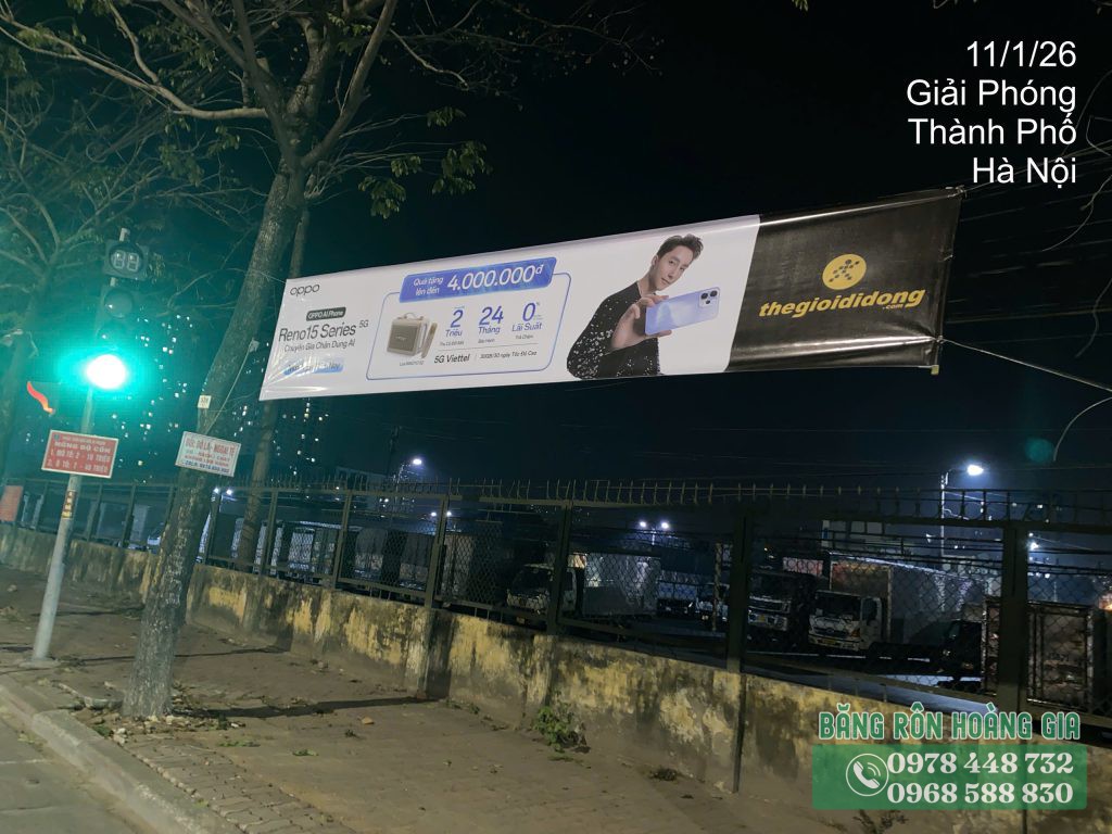 treo phướn điện máy xanh 
