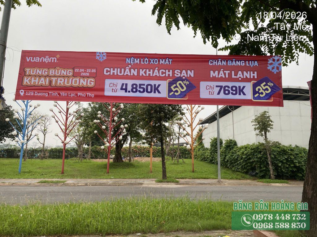 treo phướn vua nệm 
